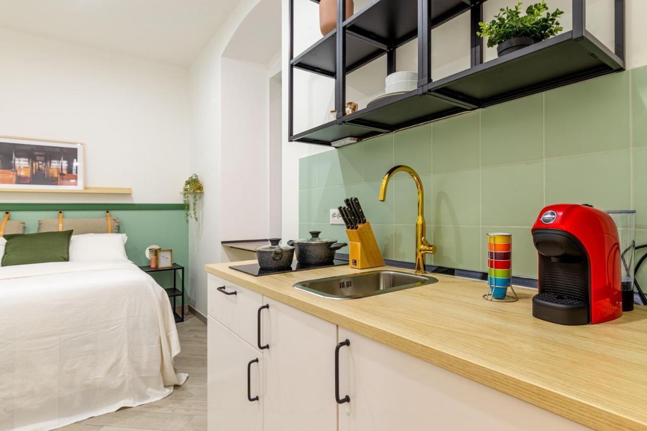 Lovely&tiny Pied-à-terre in the City center Trieste Esterno foto